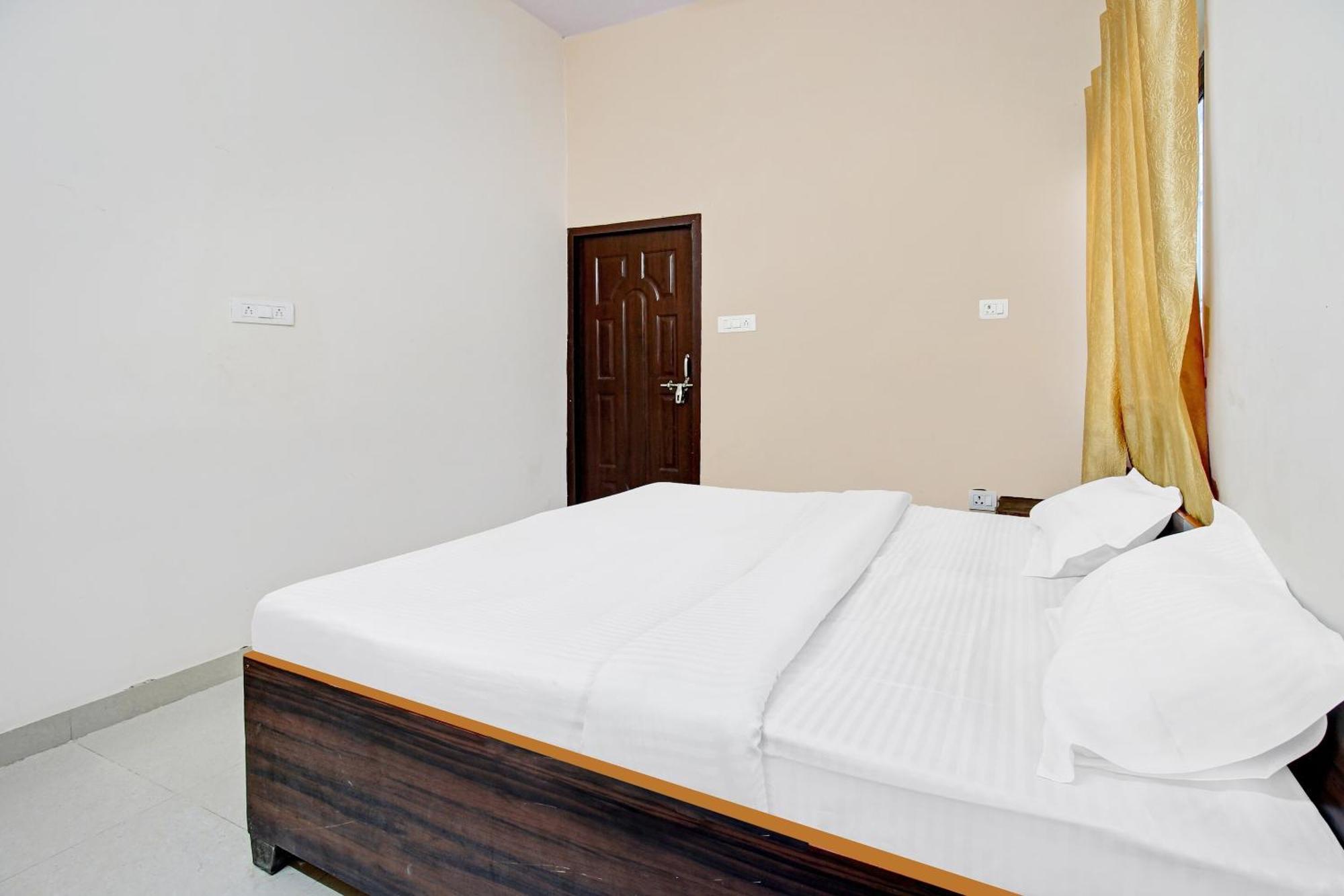 Hotel O Jr Hotel Lakhnau Kültér fotó