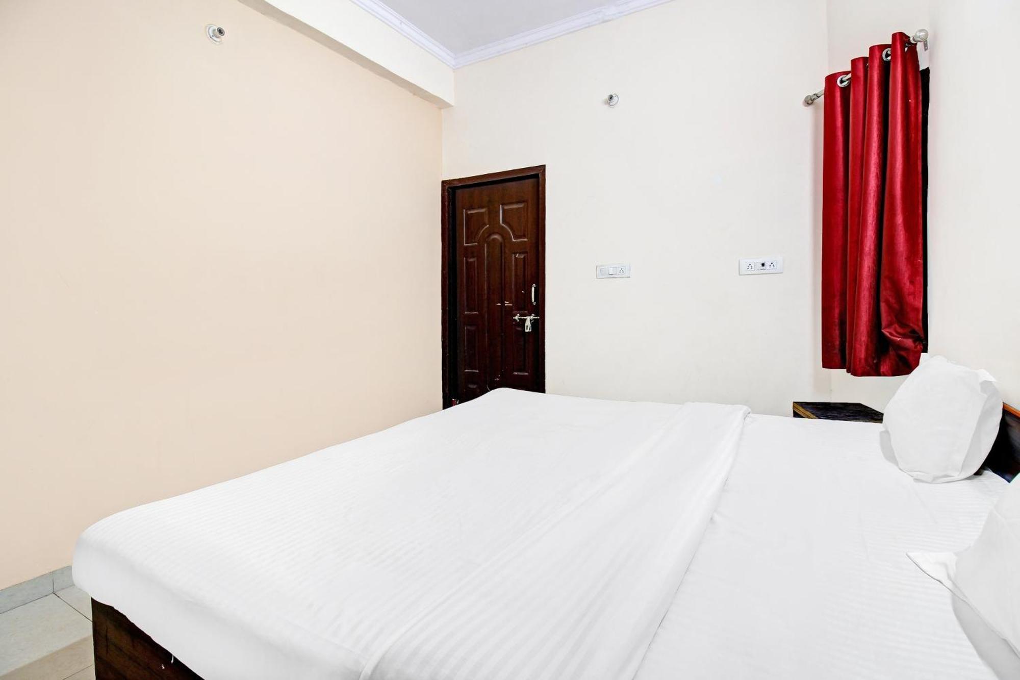Hotel O Jr Hotel Lakhnau Kültér fotó