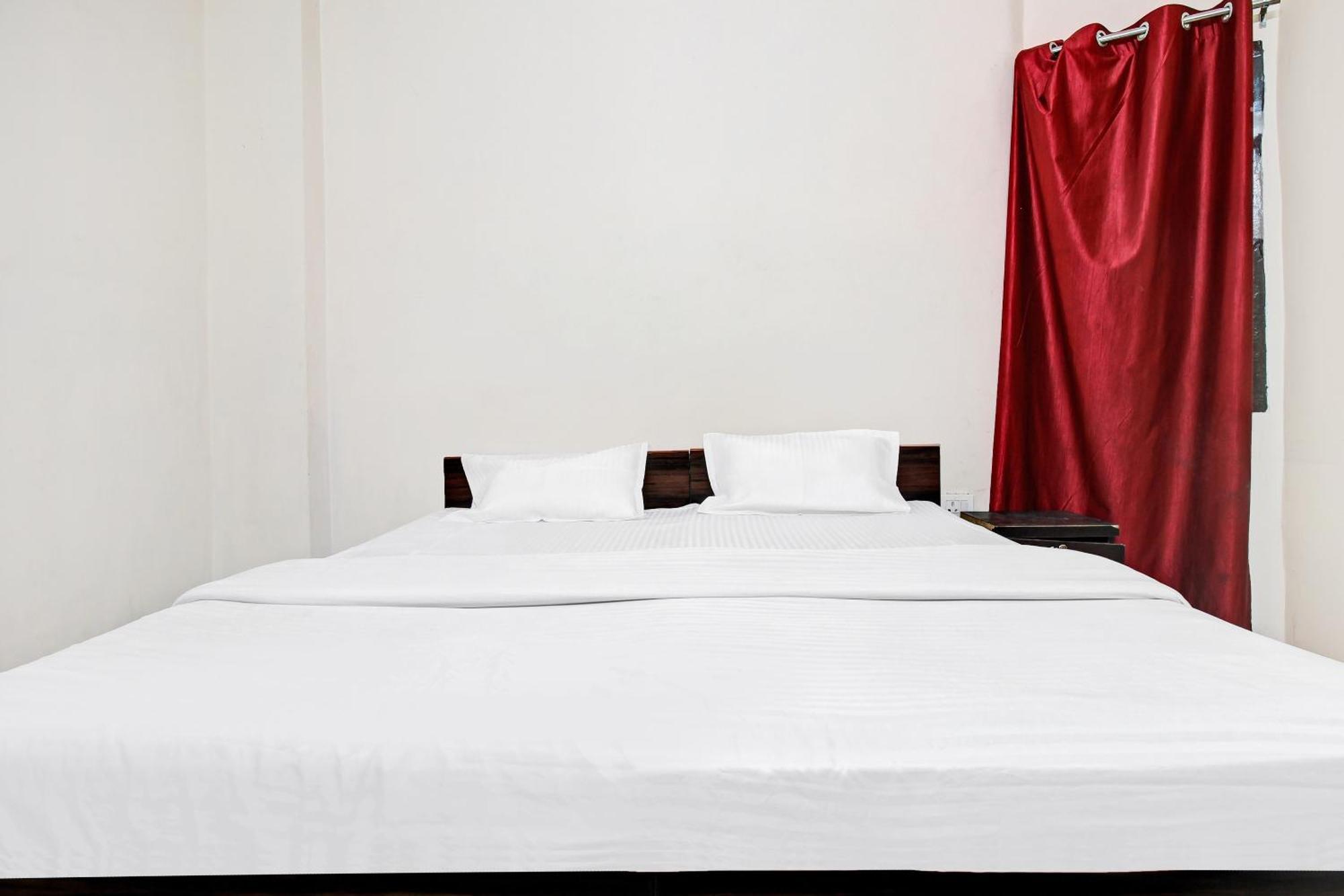Hotel O Jr Hotel Lakhnau Kültér fotó
