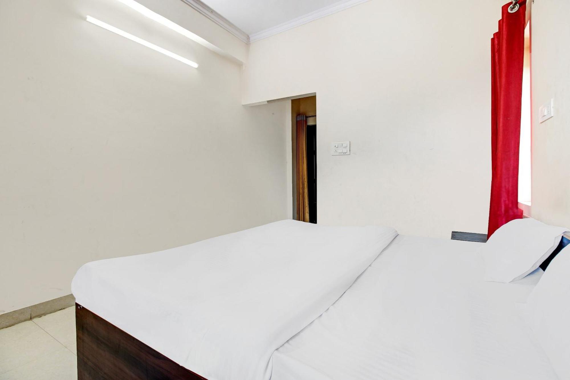 Hotel O Jr Hotel Lakhnau Kültér fotó